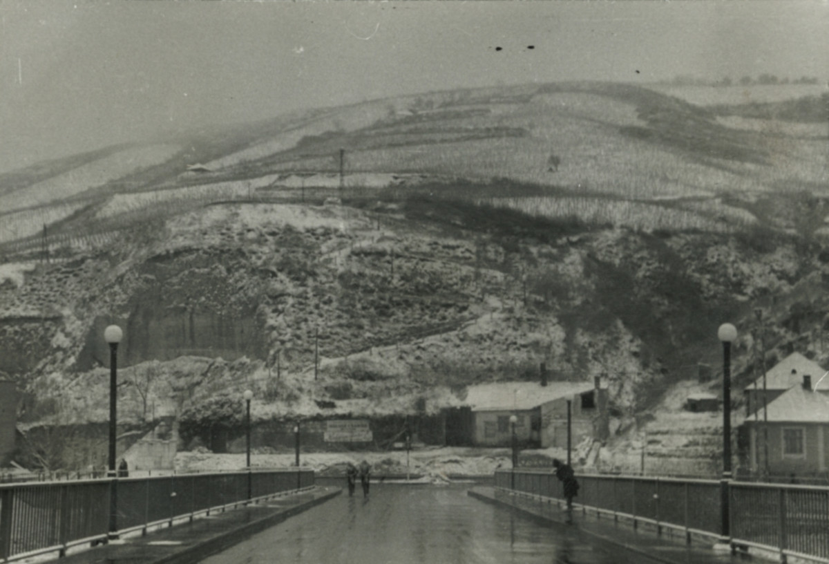 A tokaj–rakamazi közúti Tisza-híd az 1960-as évek elején (LTK/ArchivBTI/3359/k/10) – Lechner Tudásközpont, Dokumentációs Központ / Fotótár, VÁTI