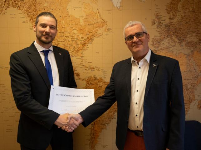Együttműködési megállapodást kötött a Lechner Tudásközpont és a Magyar Távhőszolgáltatók Szakmai Szövetsége