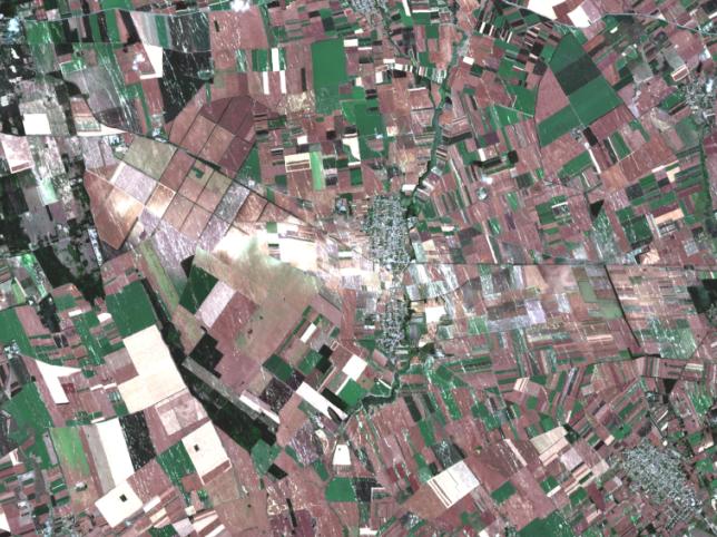 Baja-Bácsbokod térsége a 2026.06.22-i Sentienel-2 űrfelvételen