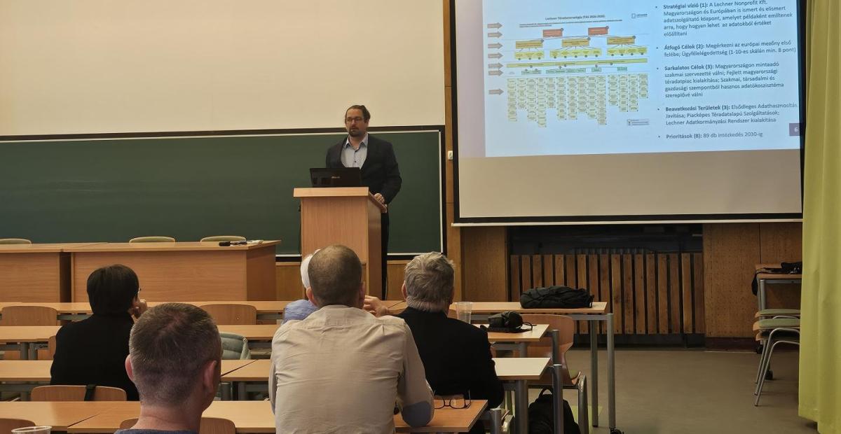 előadás a Földmérők Világnapja 2026 konferencián