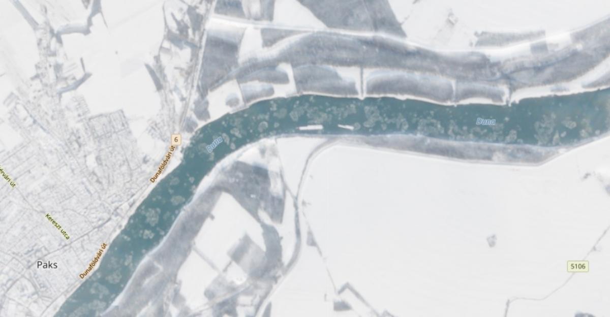 műhold kép a befagyott Dunáról